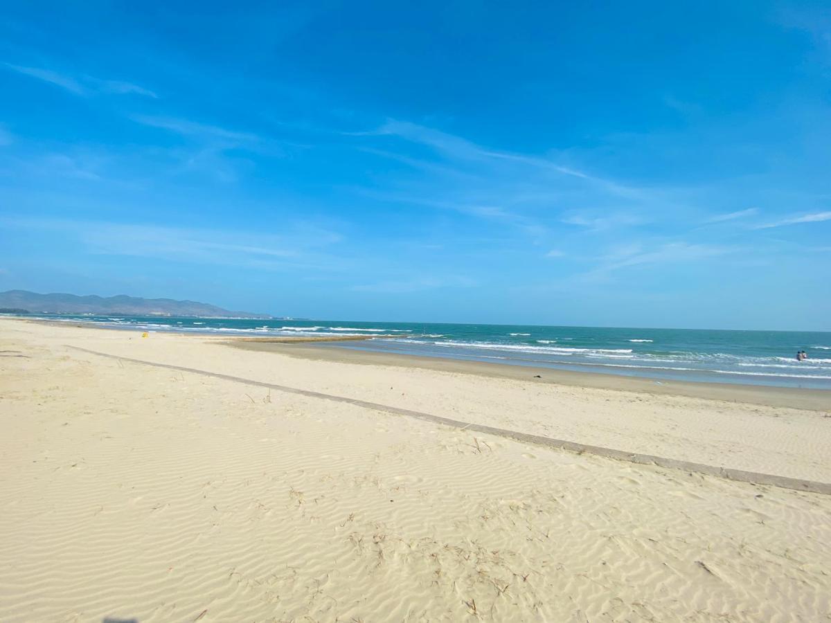 Biet Thu Mat Tien Bien Saint Simeon Resort Vung Tau Exteriör bild