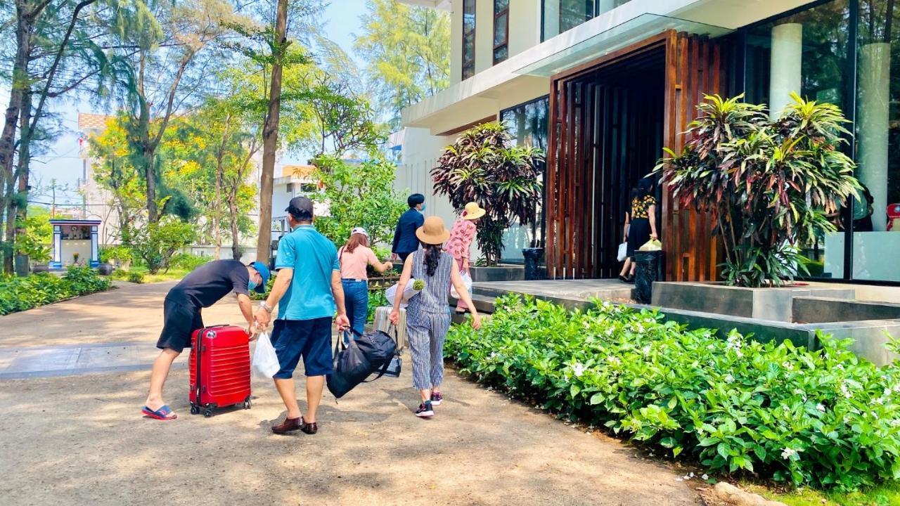 Biet Thu Mat Tien Bien Saint Simeon Resort Vung Tau Exteriör bild
