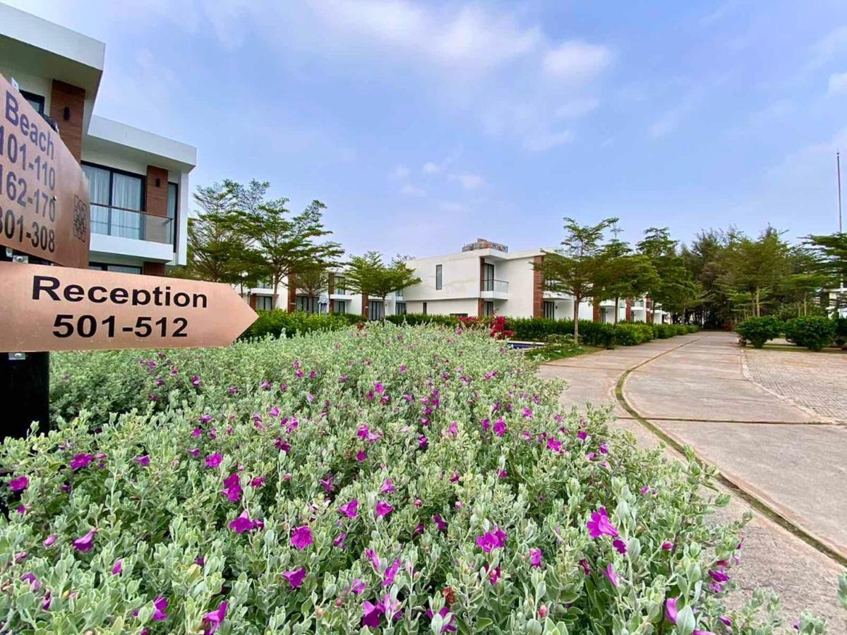 Biet Thu Mat Tien Bien Saint Simeon Resort Vung Tau Exteriör bild