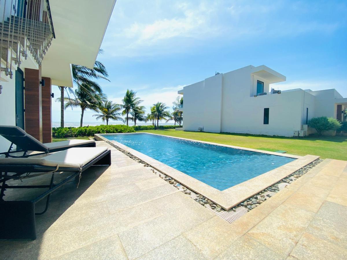 Biet Thu Mat Tien Bien Saint Simeon Resort Vung Tau Exteriör bild